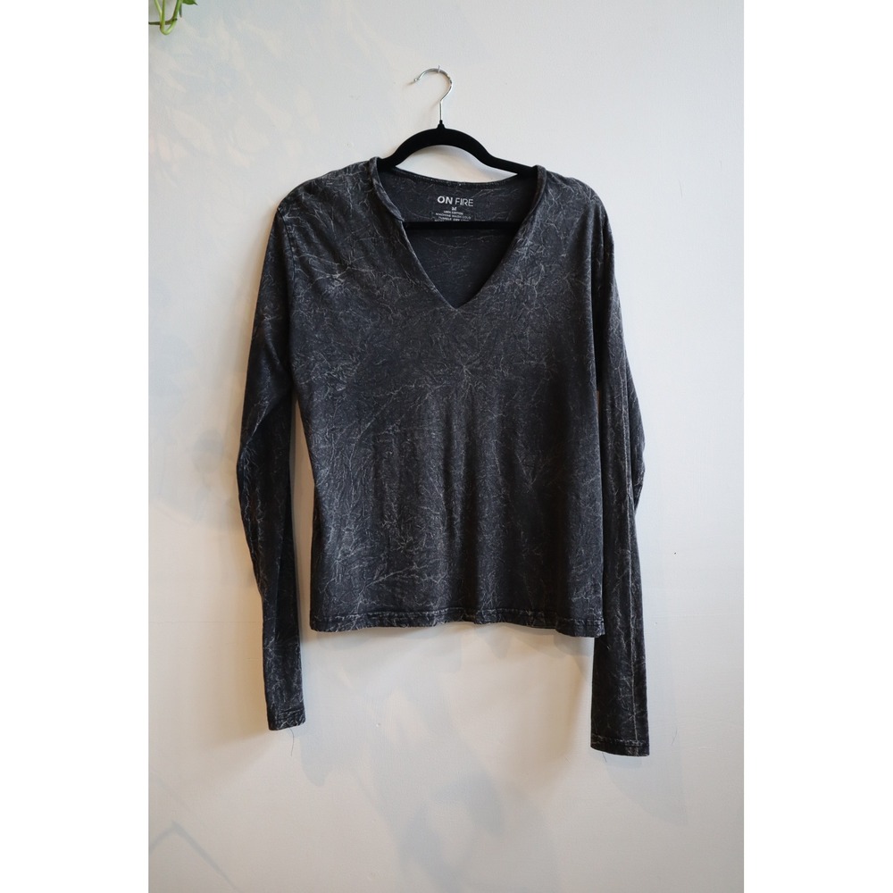 On Fire Acid Wash Long Sleeve Tee Charcoal Grey V-Neck Cotton Top Medium
